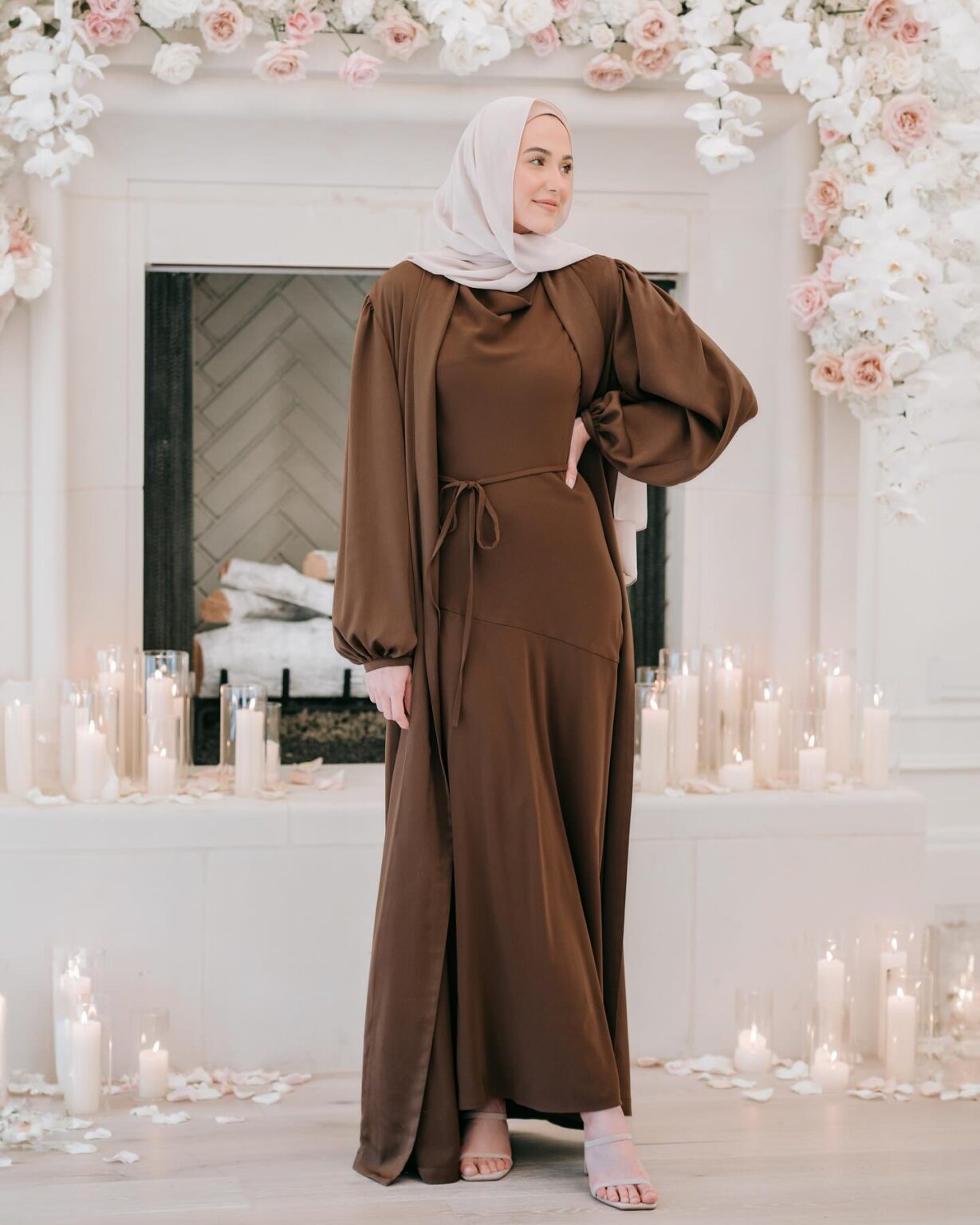 Leena Snoubar: Net worth, Asad Sisters, Husband, Hijab and more